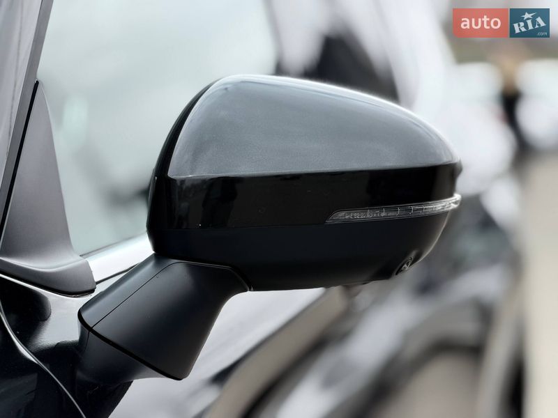 Внедорожник / Кроссовер Mitsubishi Outlander 2024 в Кривом Роге