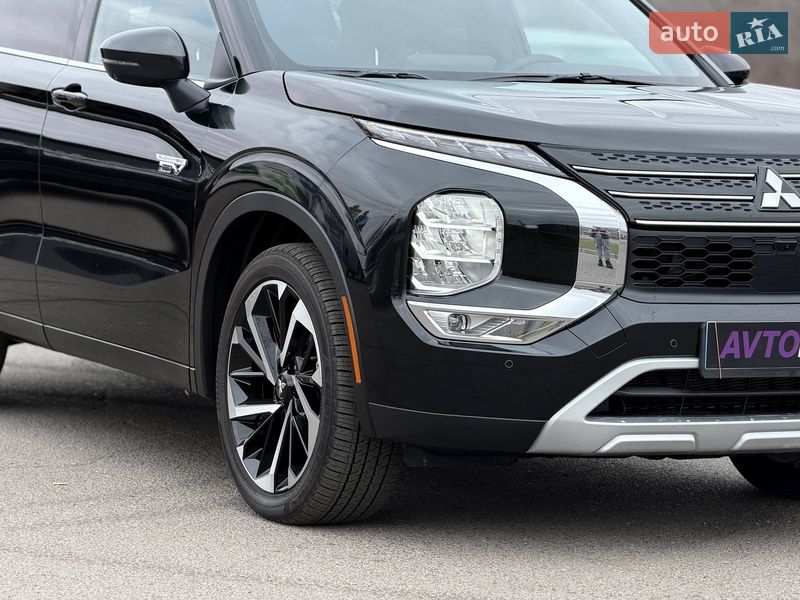Внедорожник / Кроссовер Mitsubishi Outlander 2024 в Кривом Роге