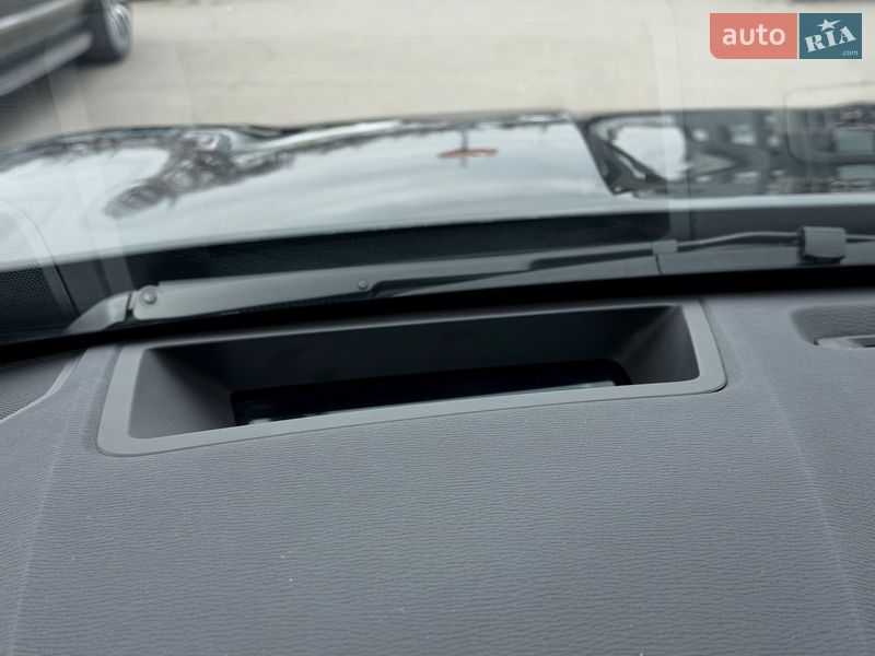 Внедорожник / Кроссовер Mitsubishi Outlander 2024 в Кривом Роге