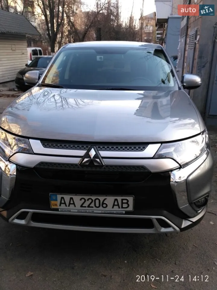 2018 Mitsubishi Outlander - мініатюра 18