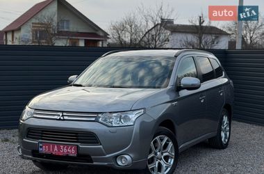 Внедорожник / Кроссовер Mitsubishi Outlander 2014 в Миргороде