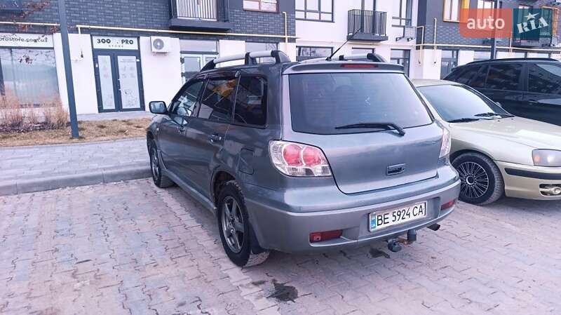 Внедорожник / Кроссовер Mitsubishi Outlander 2003 в Ирпене фото 4 Внедорожник / Кроссовер Mitsubishi Outlander 2003 в Ирпене