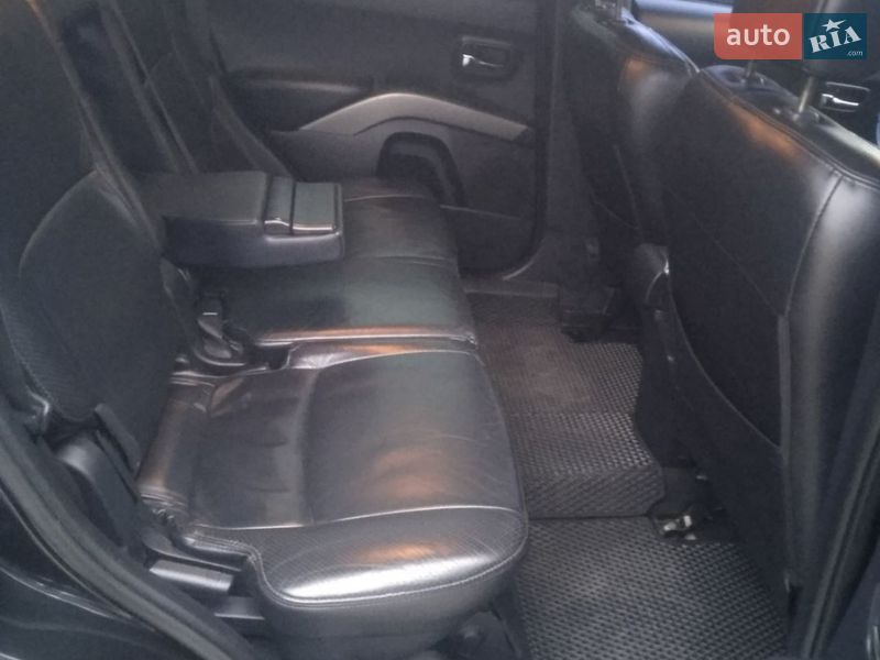 Внедорожник / Кроссовер Mitsubishi Outlander 2008 в Днепре