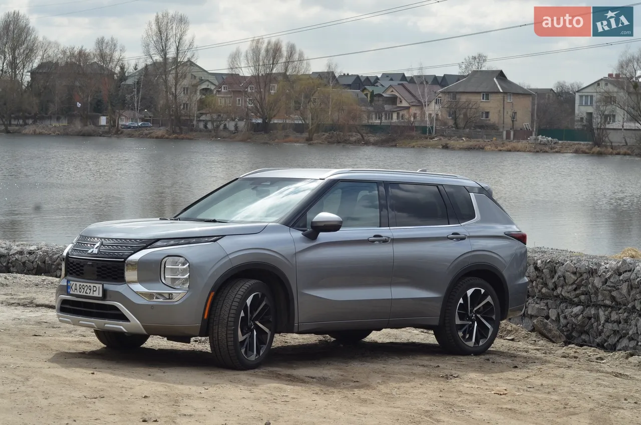 2024 Mitsubishi Outlander - мініатюра 15