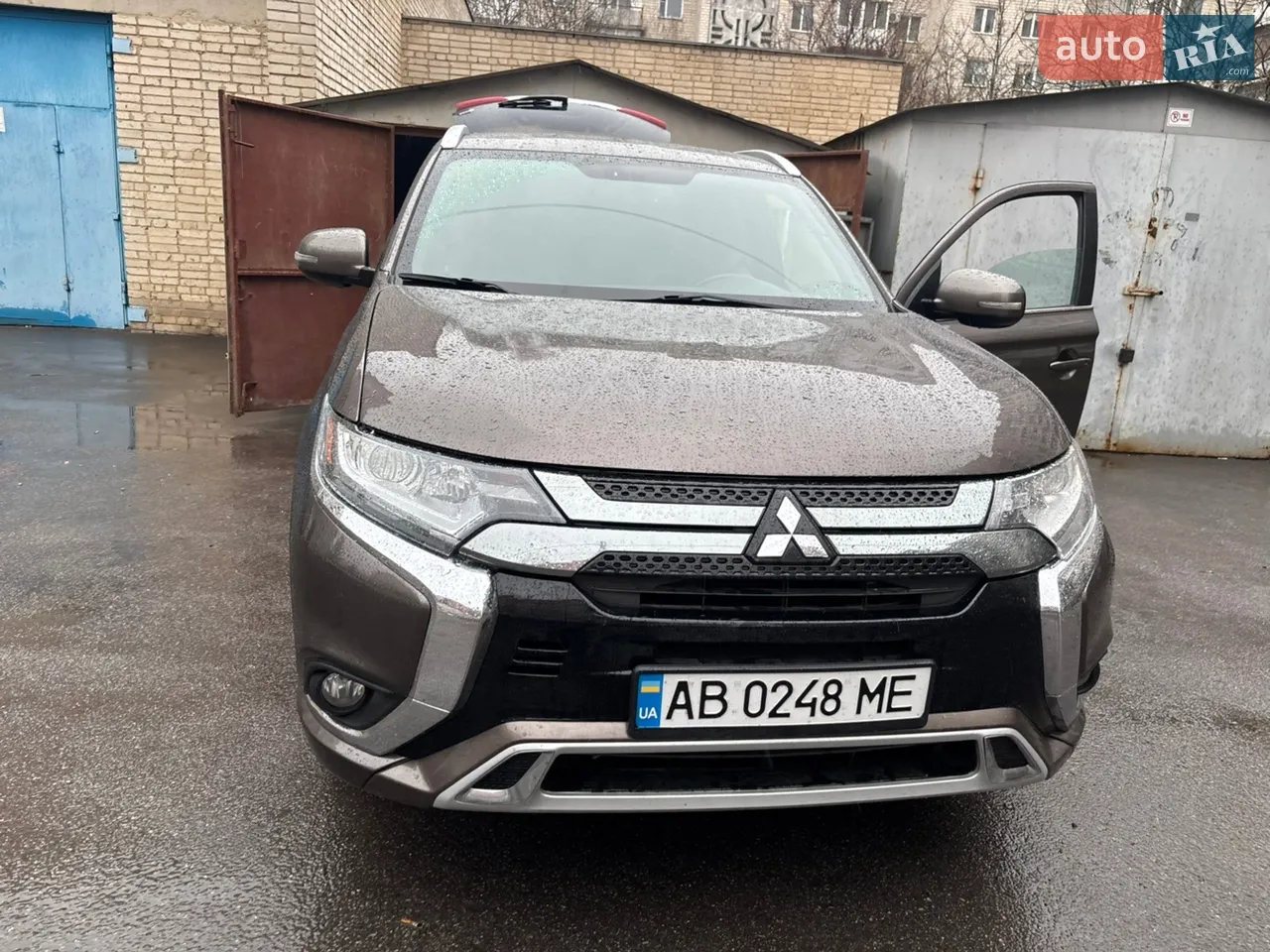 2018 Mitsubishi Outlander - мініатюра 26
