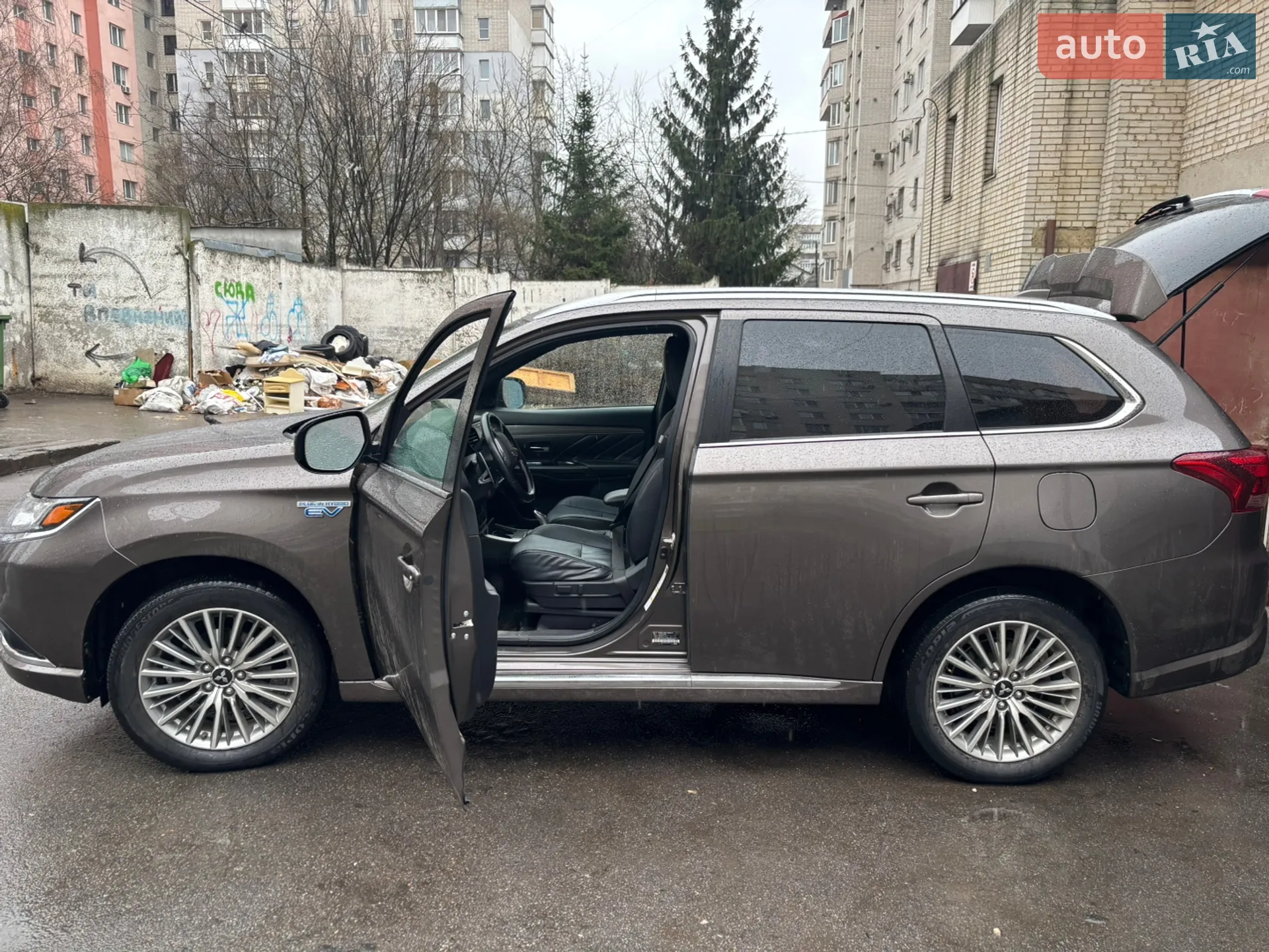 2019 Mitsubishi Outlander - мініатюра 2