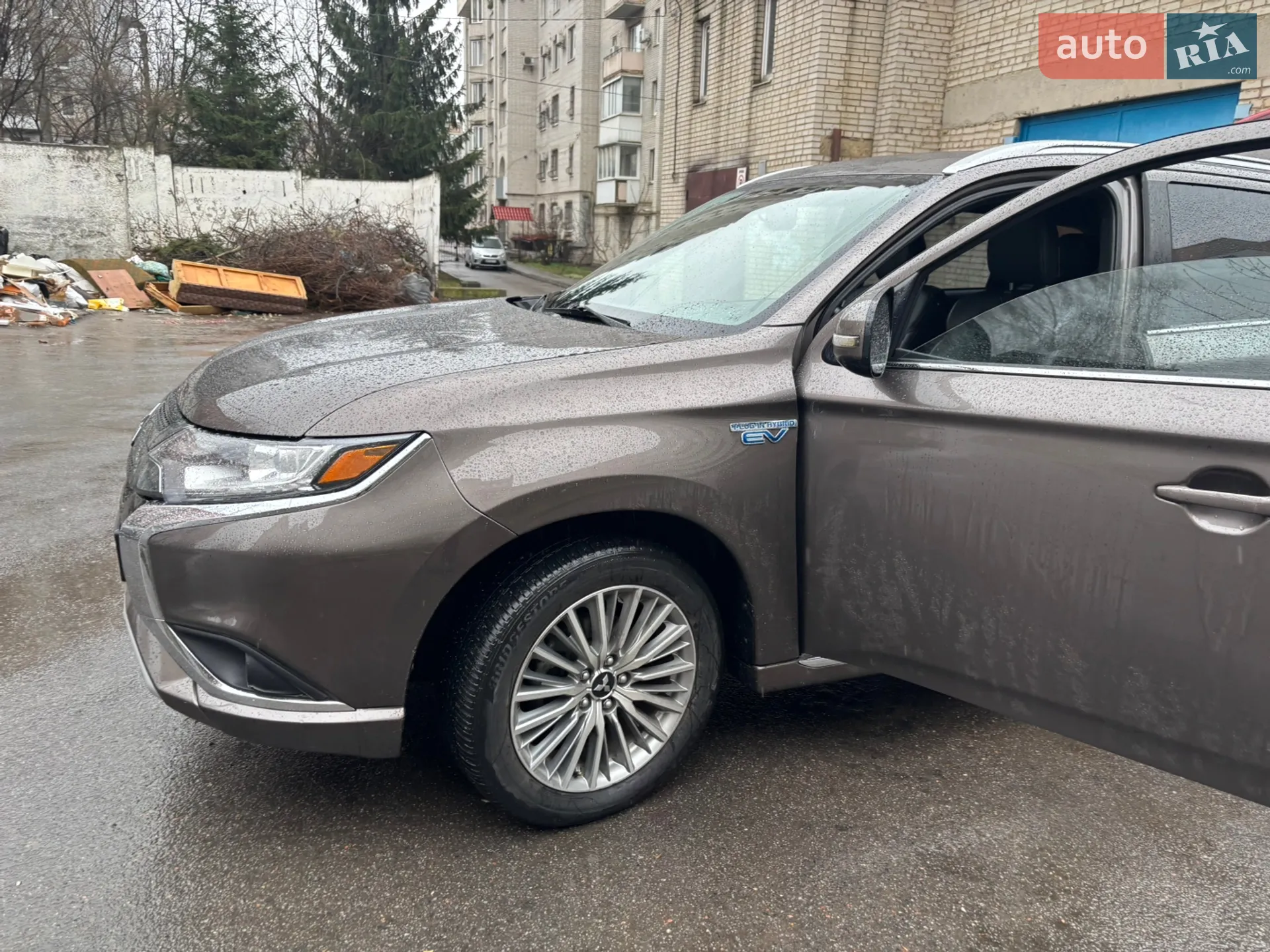 2019 Mitsubishi Outlander - мініатюра 8