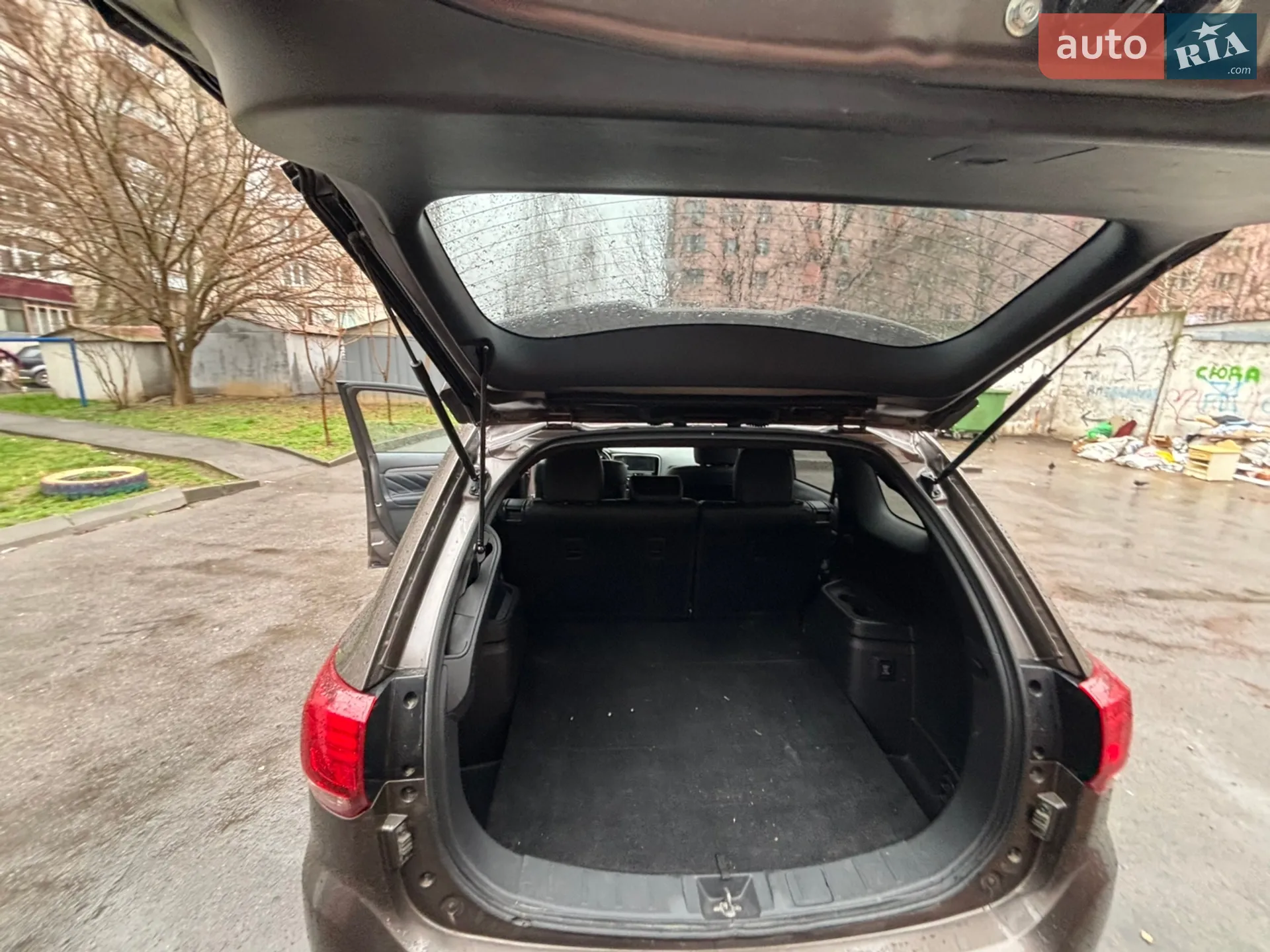2019 Mitsubishi Outlander - мініатюра 26