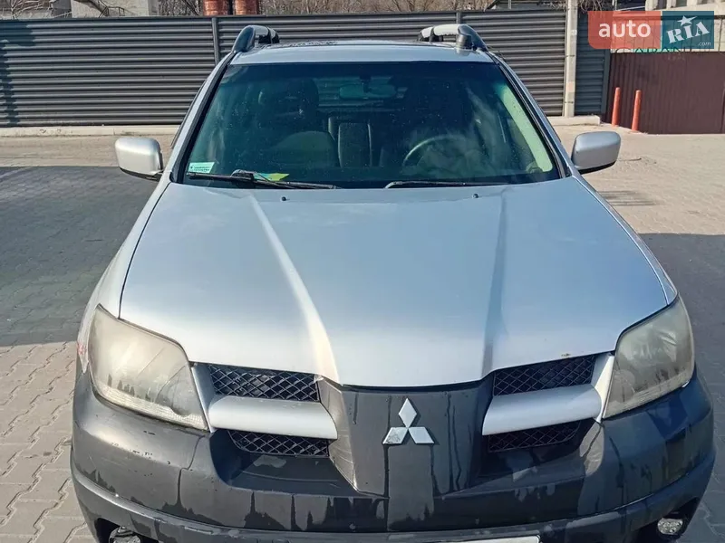 Mitsubishi Outlander 2003
