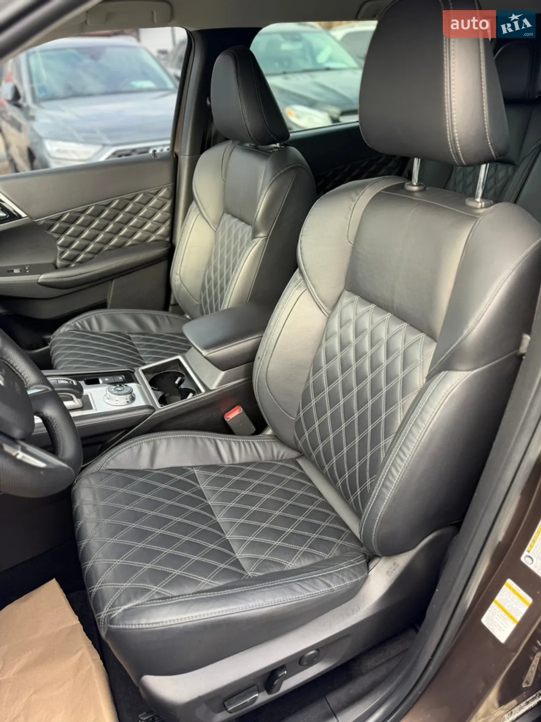 2022 Mitsubishi Outlander - мініатюра 15