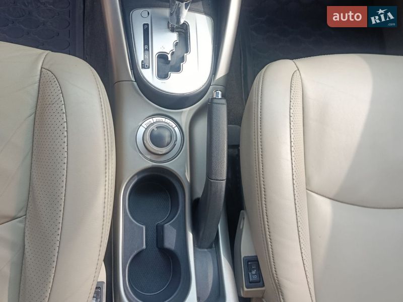 Внедорожник / Кроссовер Mitsubishi Outlander 2008 в Полтаве