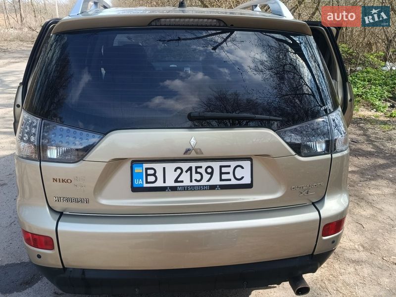 Внедорожник / Кроссовер Mitsubishi Outlander 2008 в Полтаве