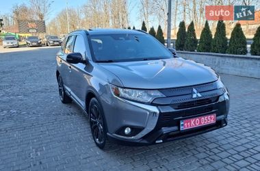 Позашляховик / Кросовер Mitsubishi Outlander 2020 в Вінниці
