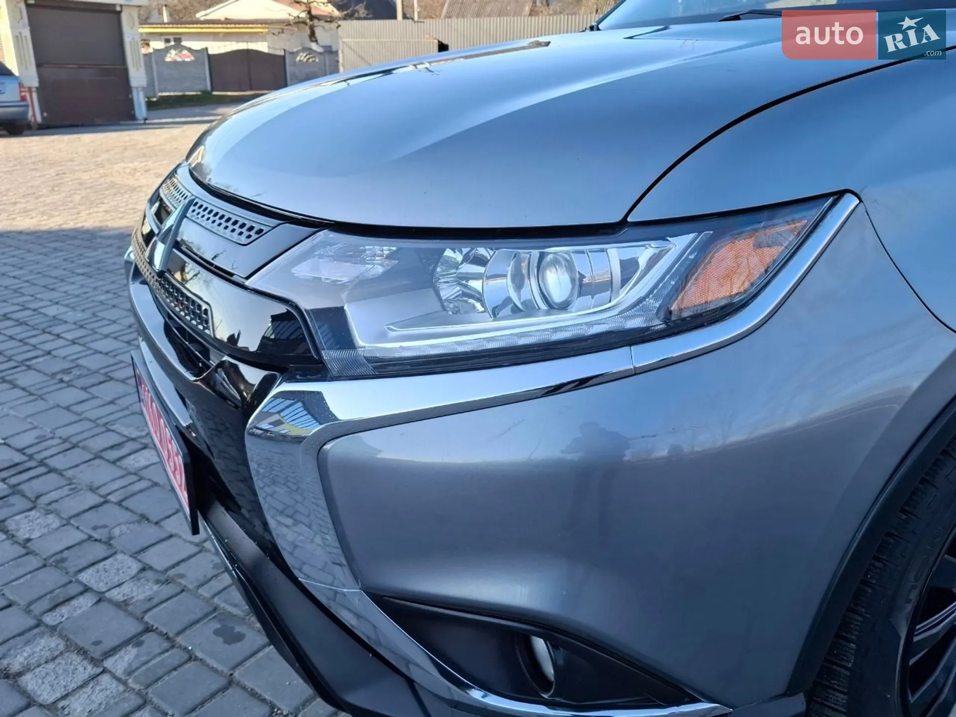 2020 Mitsubishi Outlander - мініатюра 6