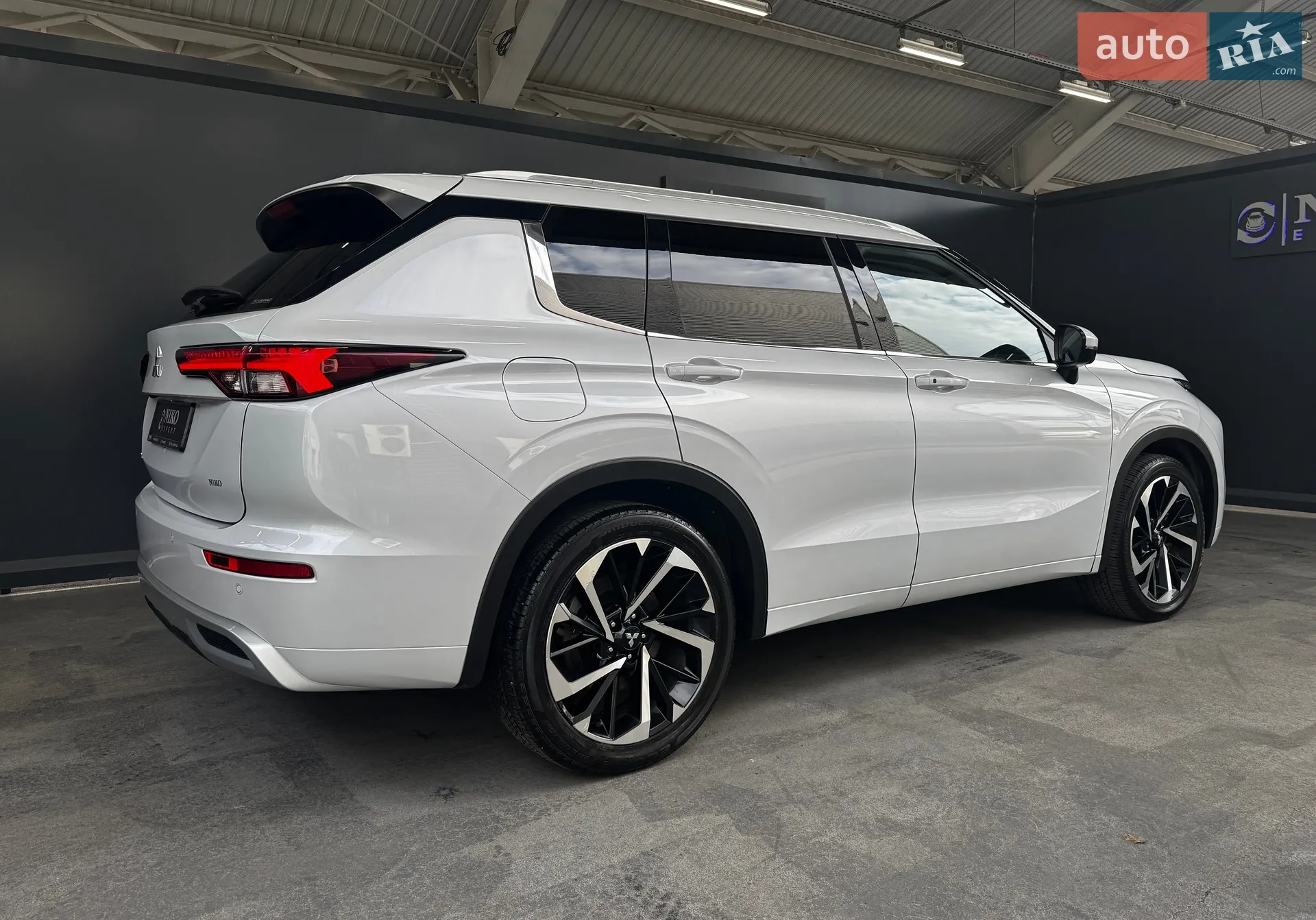 2024 Mitsubishi Outlander - мініатюра 16