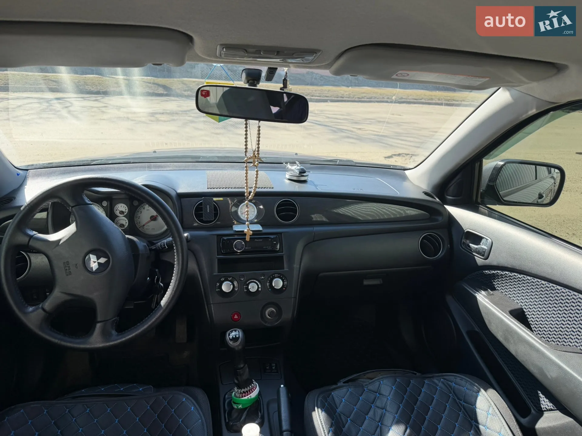 2010 Mitsubishi Outlander - мініатюра 8