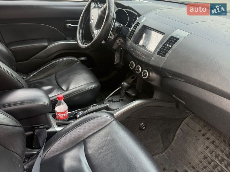 Внедорожник / Кроссовер Mitsubishi Outlander 2008 в Виннице фото 16 Внедорожник / Кроссовер Mitsubishi Outlander 2008 в Виннице