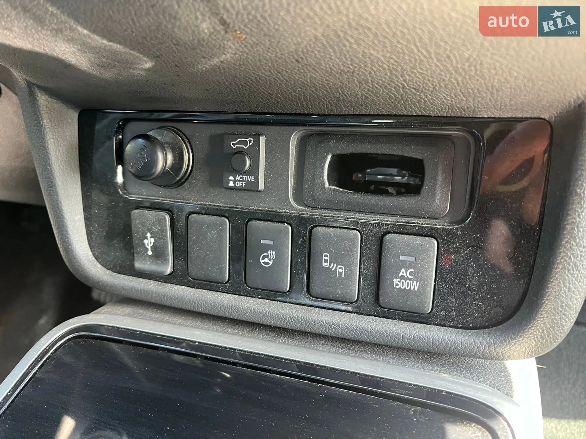 2019 Mitsubishi Outlander - мініатюра 30