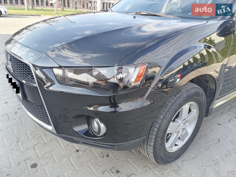 Позашляховик / Кросовер Mitsubishi Outlander 2010 в Тернополі