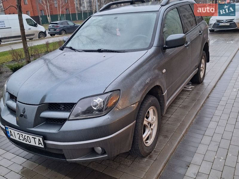 Внедорожник / Кроссовер Mitsubishi Outlander 2004 в Броварах