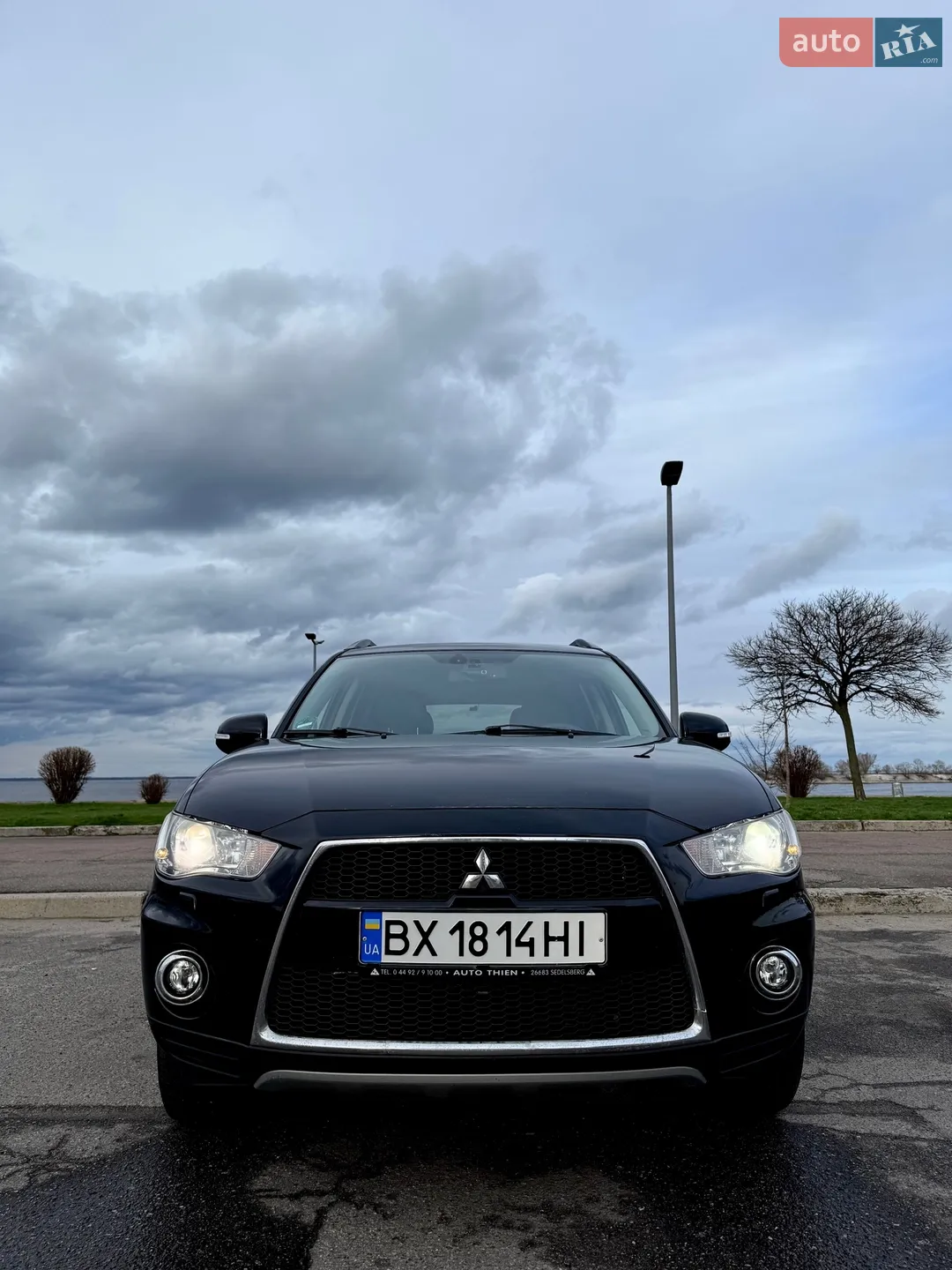 2012 Mitsubishi Outlander - фото 1