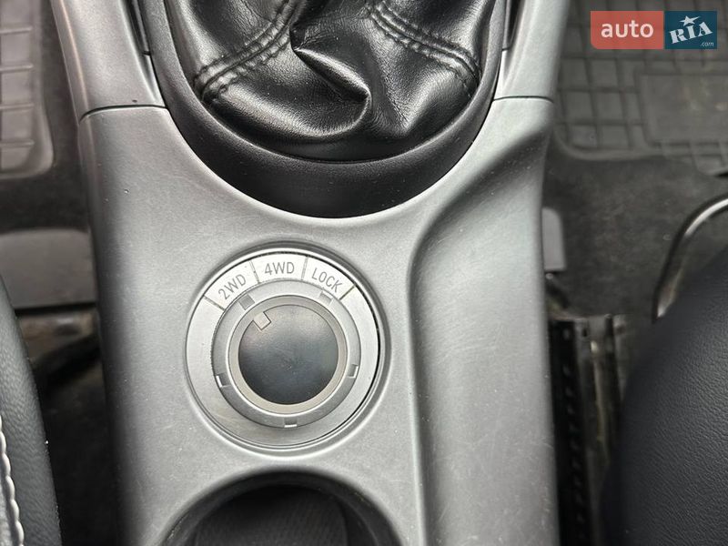 Позашляховик / Кросовер Mitsubishi Outlander 2011 в Львові