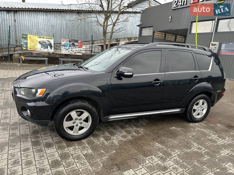 Позашляховик / Кросовер Mitsubishi Outlander 2011 в Львові