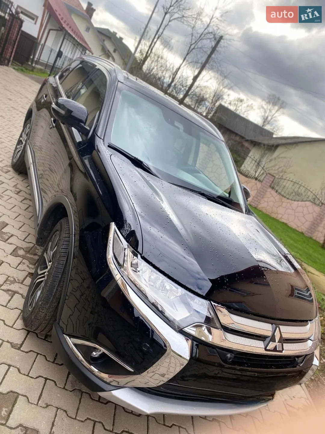 2017 Mitsubishi Outlander - мініатюра 3