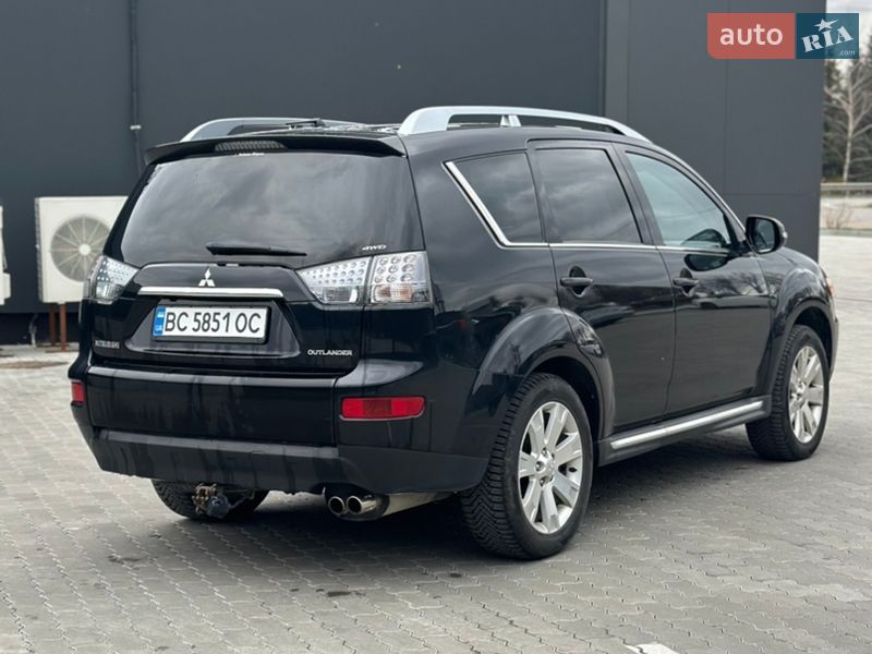 Внедорожник / Кроссовер Mitsubishi Outlander 2010 в Львове