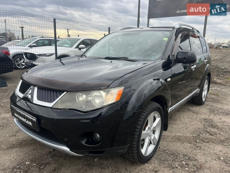 Позашляховик / Кросовер Mitsubishi Outlander 2008 в Києві