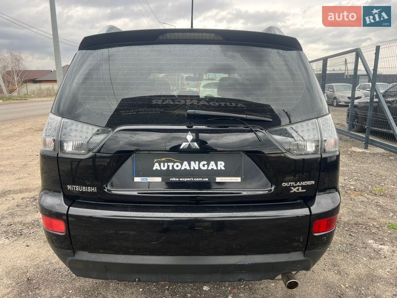 Позашляховик / Кросовер Mitsubishi Outlander 2008 в Києві