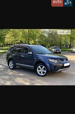 Внедорожник / Кроссовер Mitsubishi Outlander 2009 в Киеве