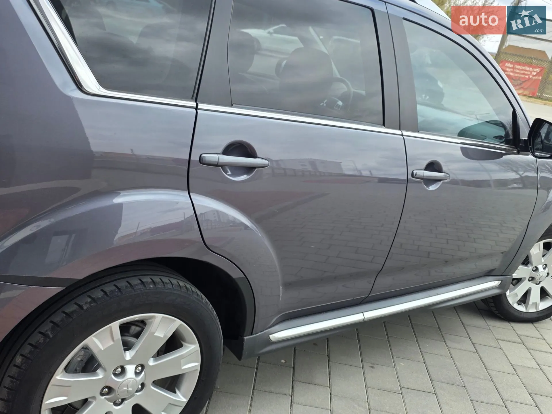 2010 Mitsubishi Outlander - мініатюра 19