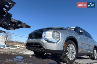 Внедорожник / Кроссовер Mitsubishi Outlander 2024 в Киеве