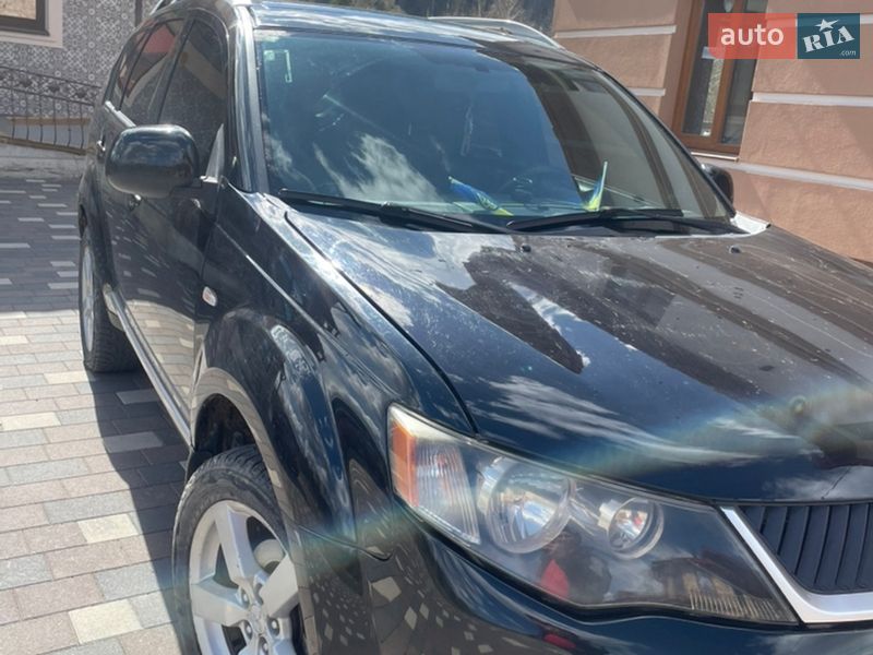 Позашляховик / Кросовер Mitsubishi Outlander 2007 в Івано-Франківську