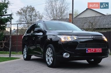 Внедорожник / Кроссовер Mitsubishi Outlander 2013 в Самборе