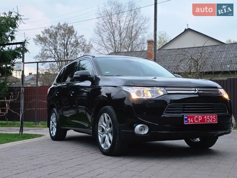 Mitsubishi Outlander 2013