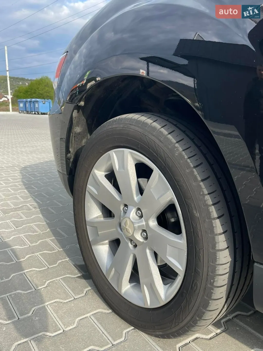 2010 Mitsubishi Outlander - мініатюра 21