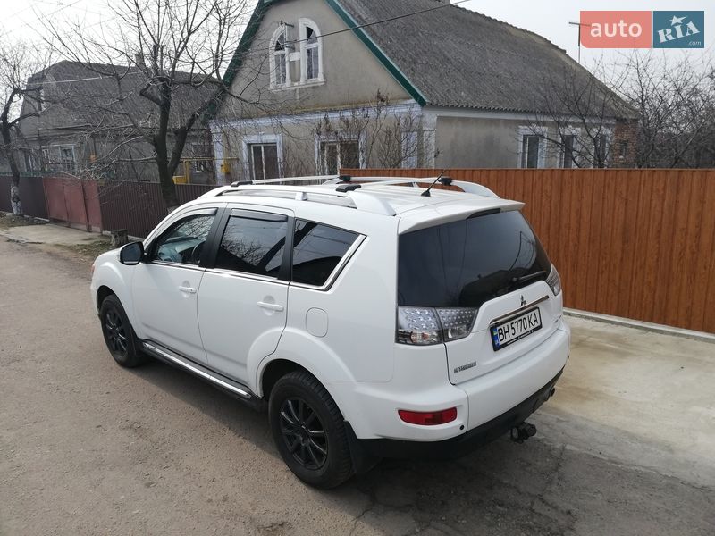 Mitsubishi Outlander 2010