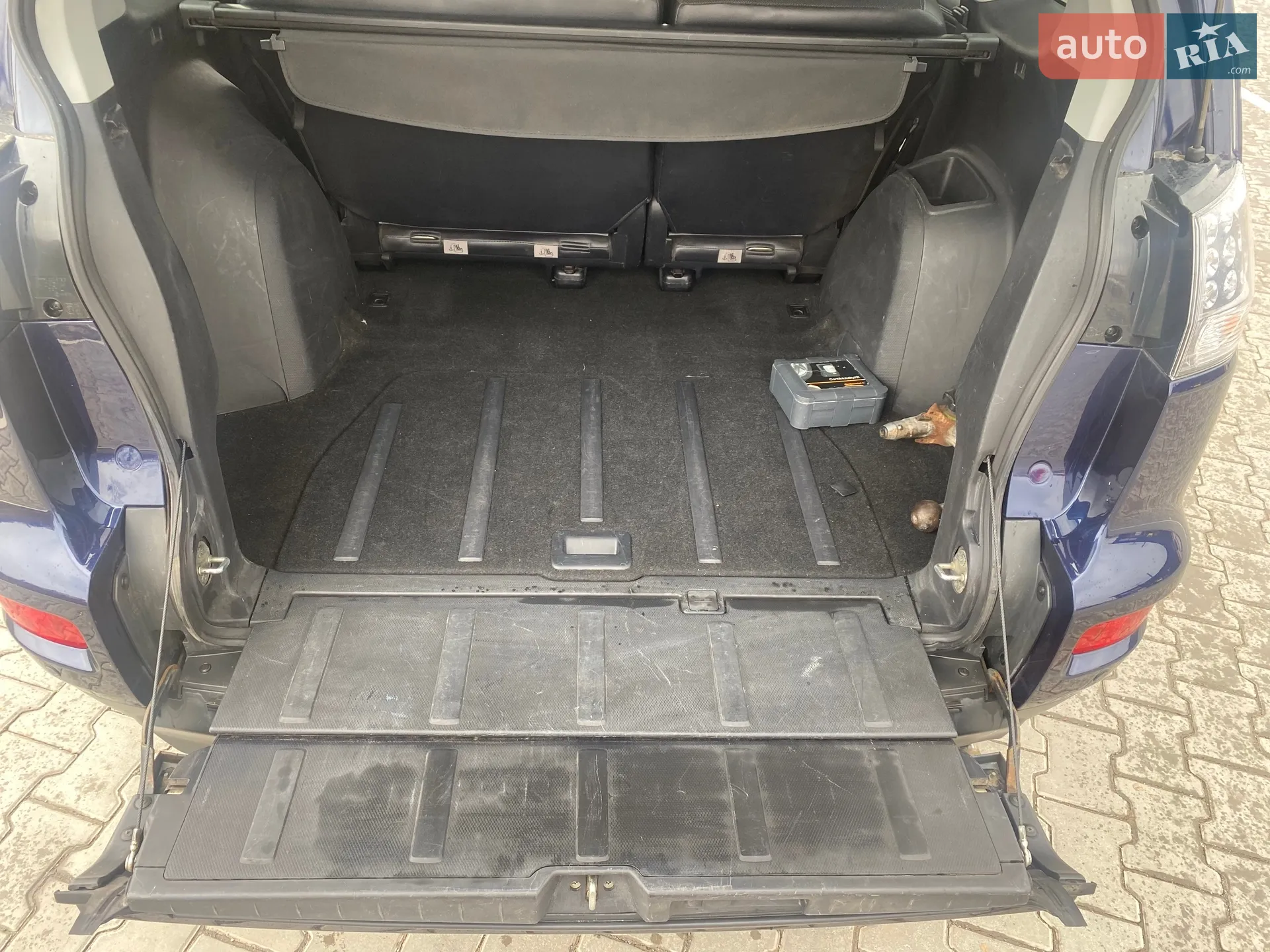 2011 Mitsubishi Outlander - мініатюра 15