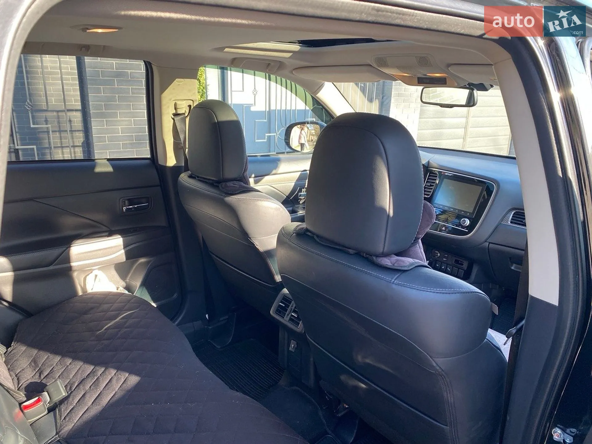 2020 Mitsubishi Outlander - мініатюра 6