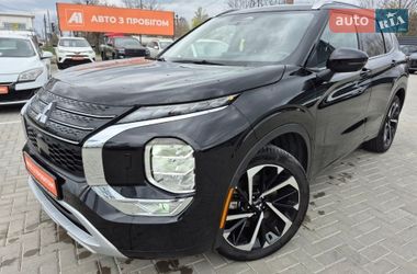 Внедорожник / Кроссовер Mitsubishi Outlander 2021 в Кропивницком