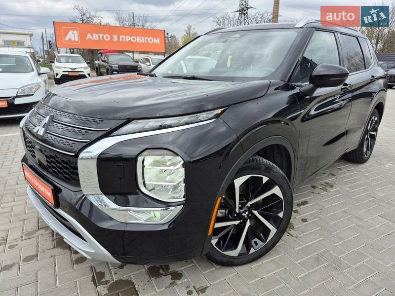 Mitsubishi Outlander 2021