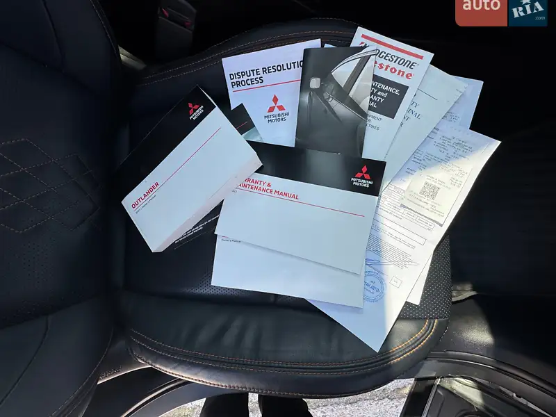 Внедорожник / Кроссовер Mitsubishi Outlander 2021 в Запорожье документ