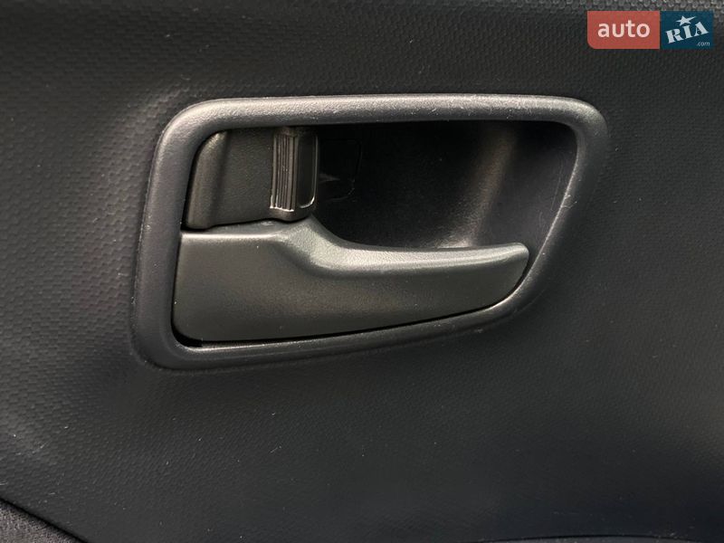 Внедорожник / Кроссовер Mitsubishi Outlander 2011 в Киеве