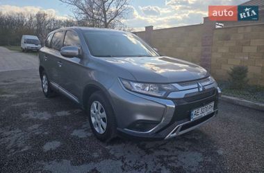 Внедорожник / Кроссовер Mitsubishi Outlander 2021 в Каменском