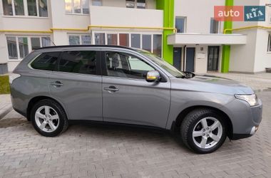 Позашляховик / Кросовер Mitsubishi Outlander 2013 в Львові