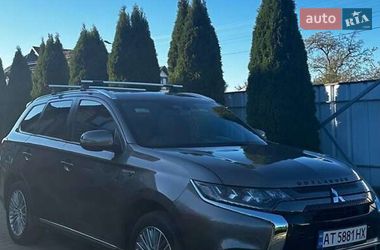Внедорожник / Кроссовер Mitsubishi Outlander 2019 в Ивано-Франковске