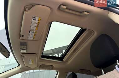 Позашляховик / Кросовер Mitsubishi Outlander 2017 в Львові