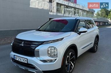Внедорожник / Кроссовер Mitsubishi Outlander 2022 в Львове
